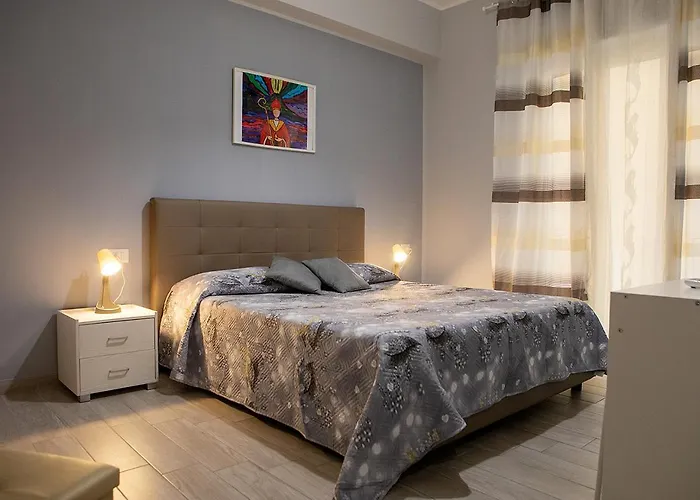 Zuroli Suite
