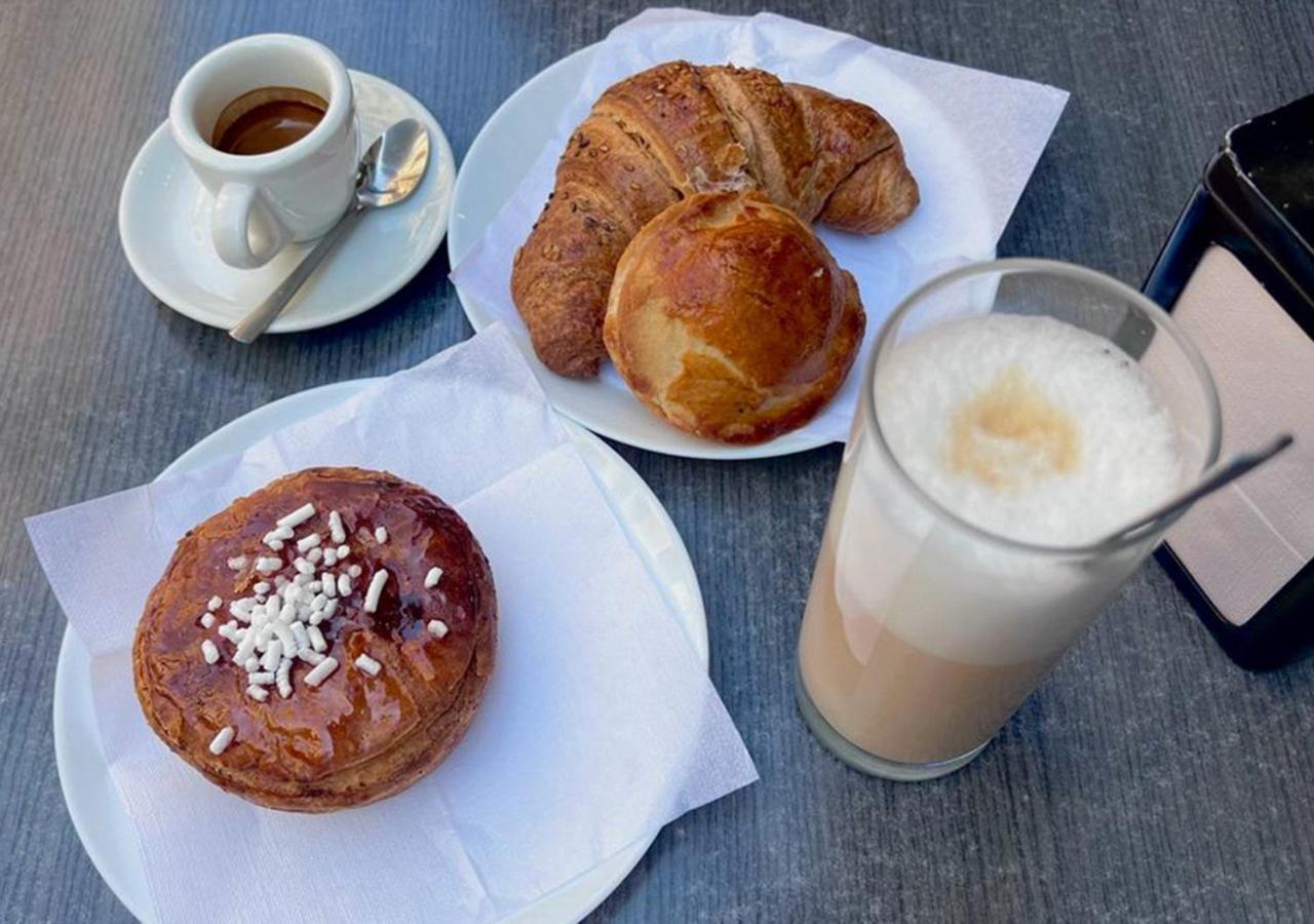Couette-café Zuroli